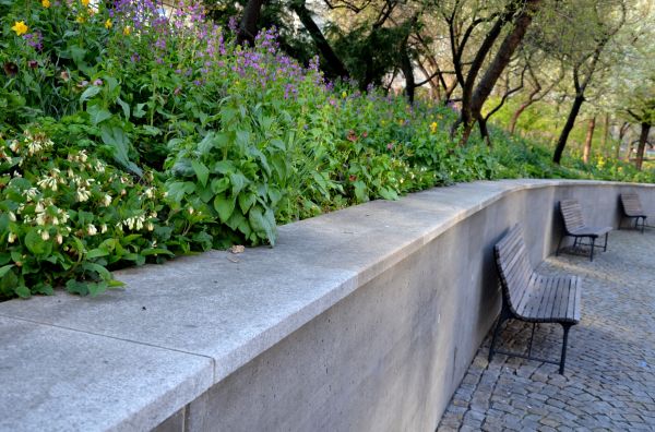 Concrete Retaining Wall Service in Hilliard