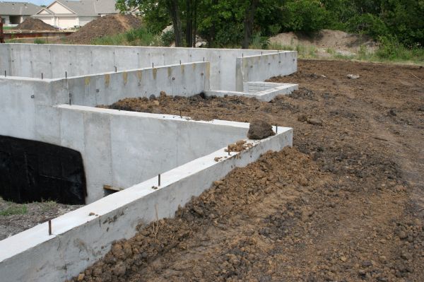 Foundation Wall Construction in Hilliard