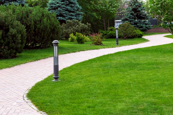 Backyard Sidewalk Installation in Hilliard